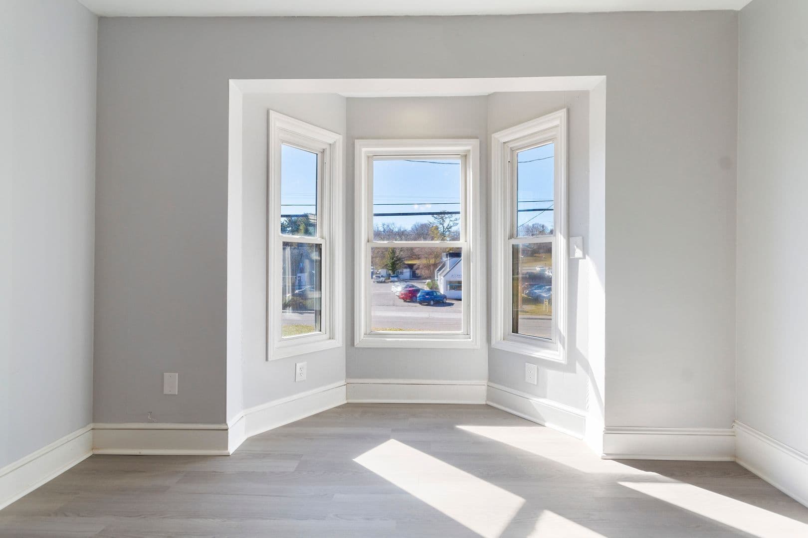 Christiansburg Apartment: 210 Roanoke Street