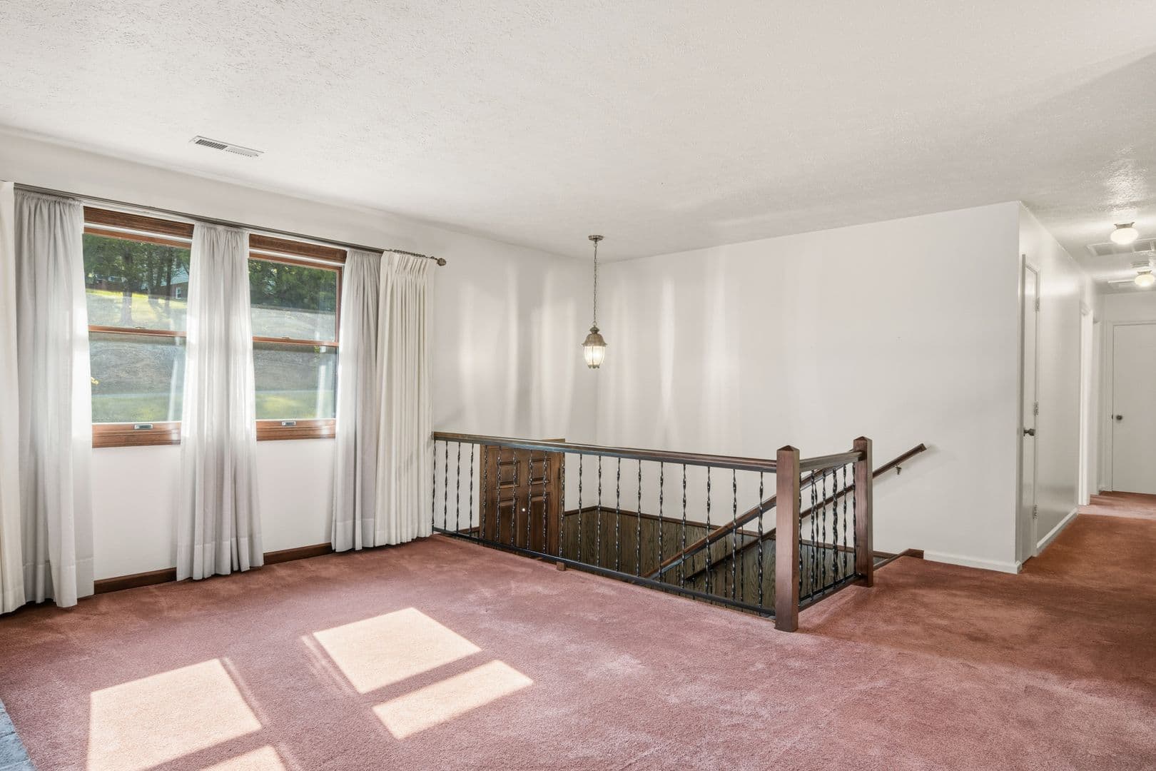 Blacksburg House: 1721 Plank Road