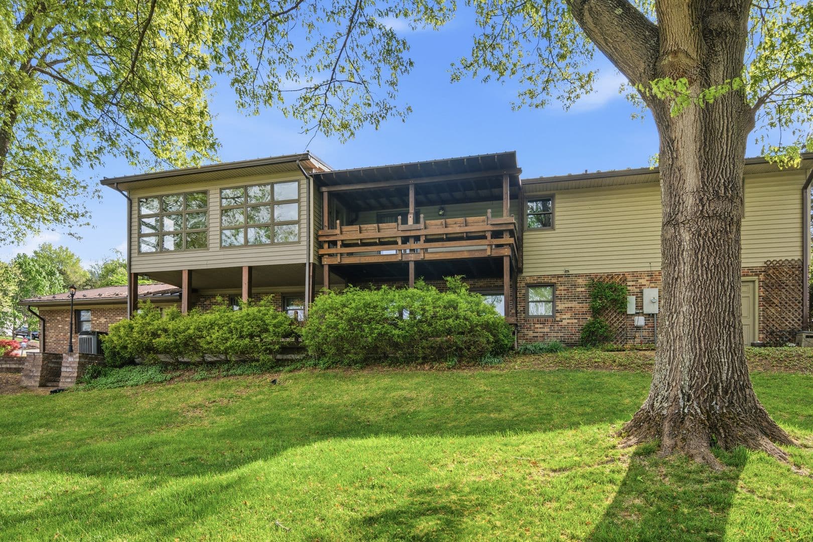 Blacksburg House: 1721 Plank Road
