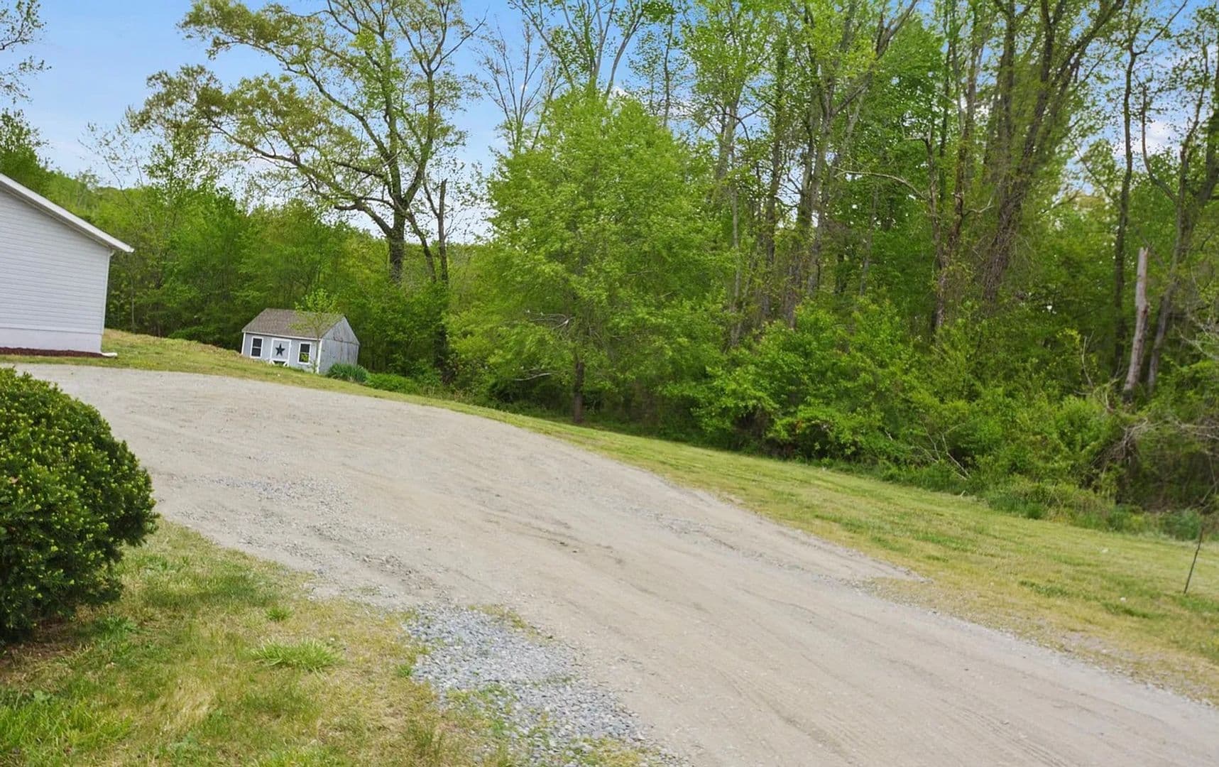 Woodford House: 7254 Lipscomb Dr.