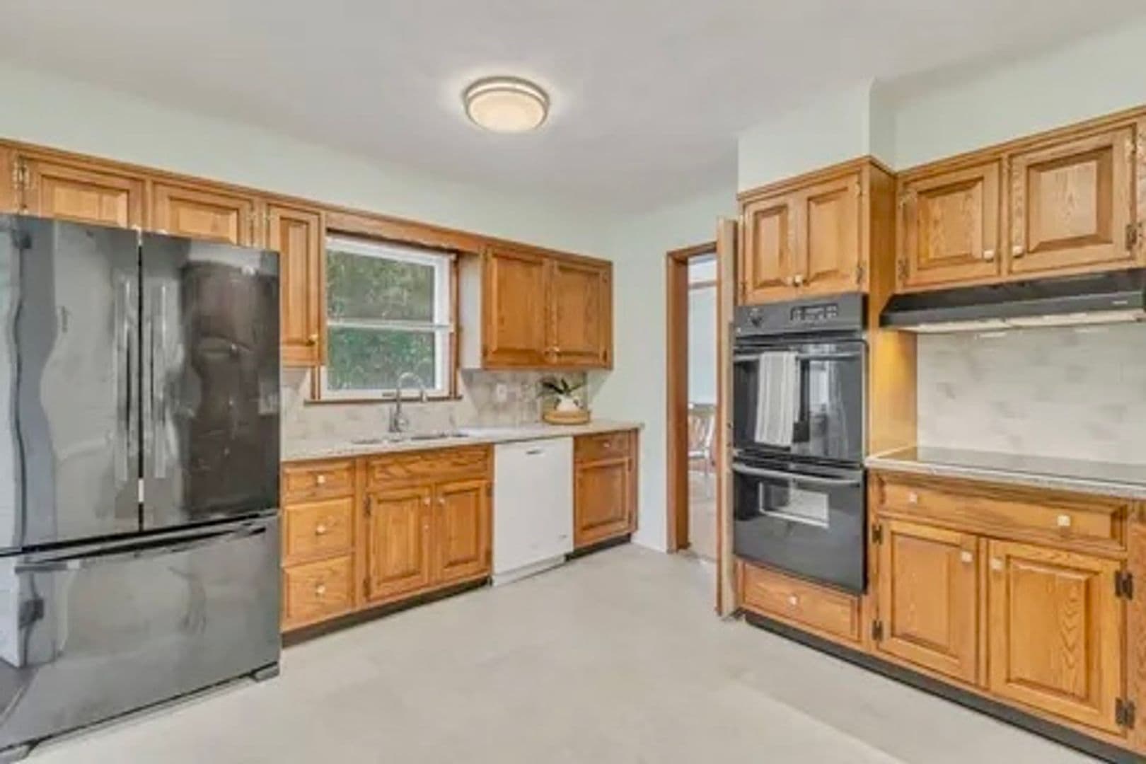 Kilmarnock House: 86 Venable Dr.