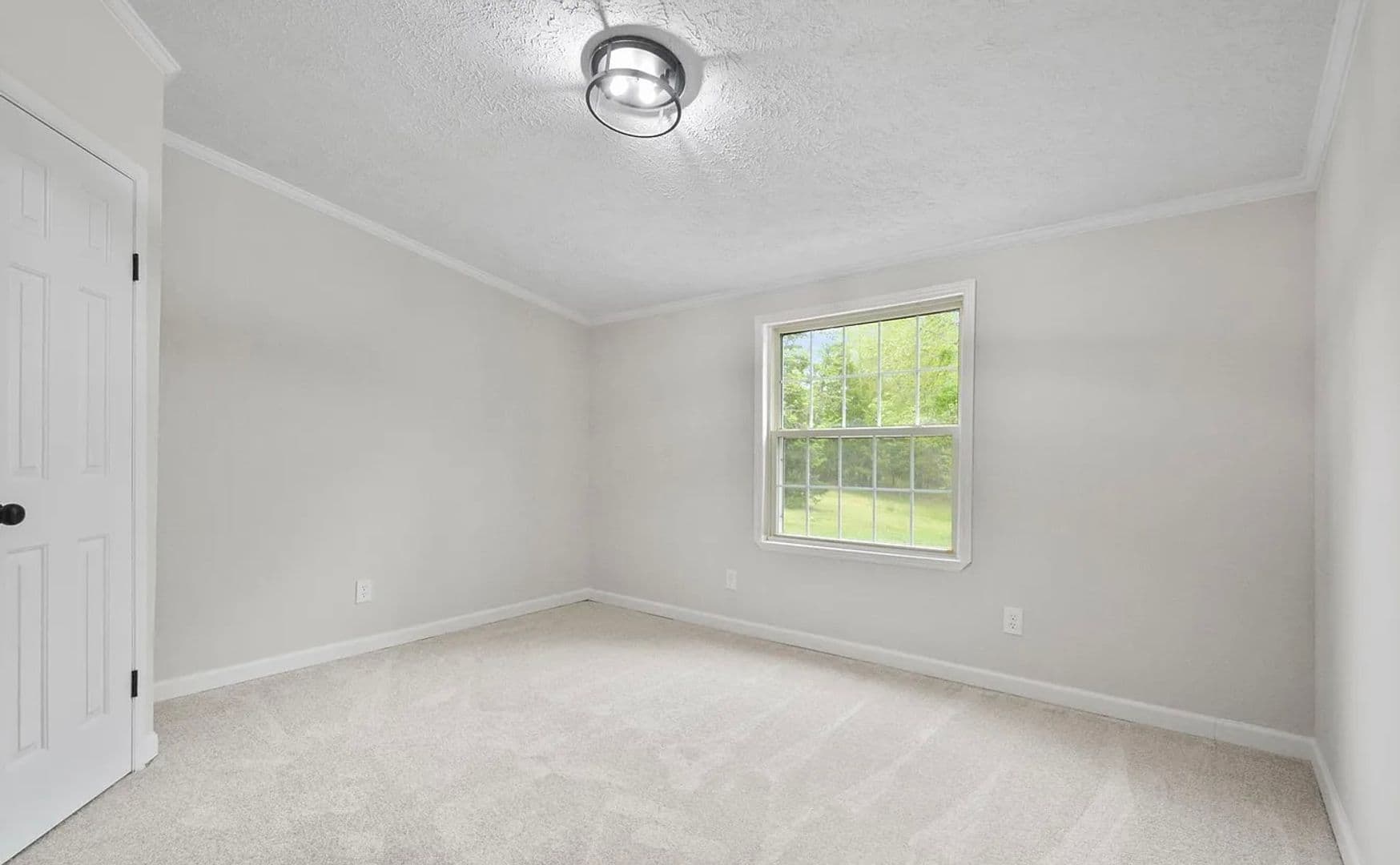 Woodford House: 7254 Lipscomb Dr.