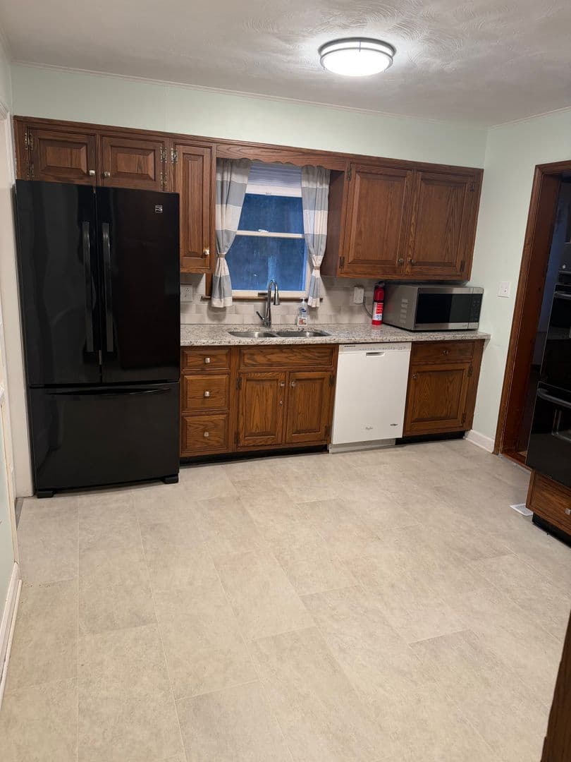 Kilmarnock House: 86 Venable Dr.