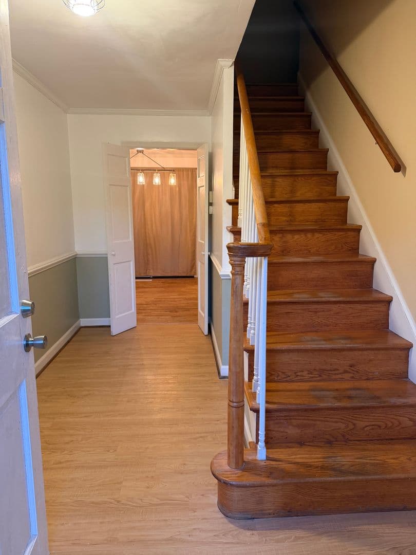 Kilmarnock House: 86 Venable Dr.