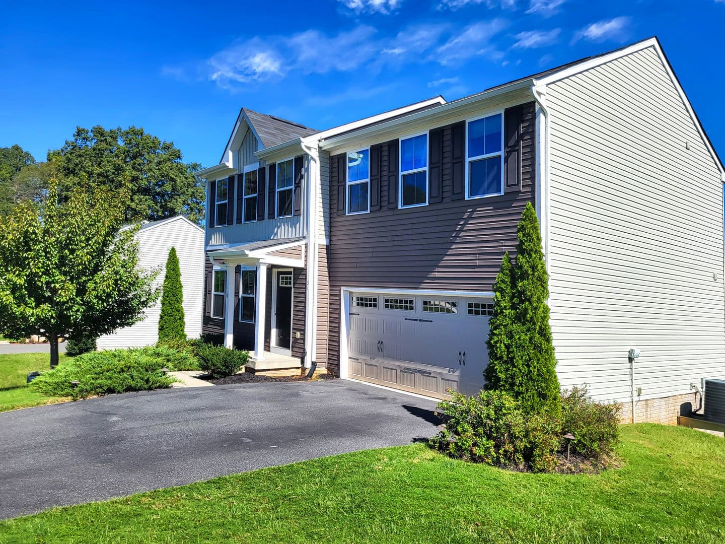 Ruckersville House: 31 Oland St