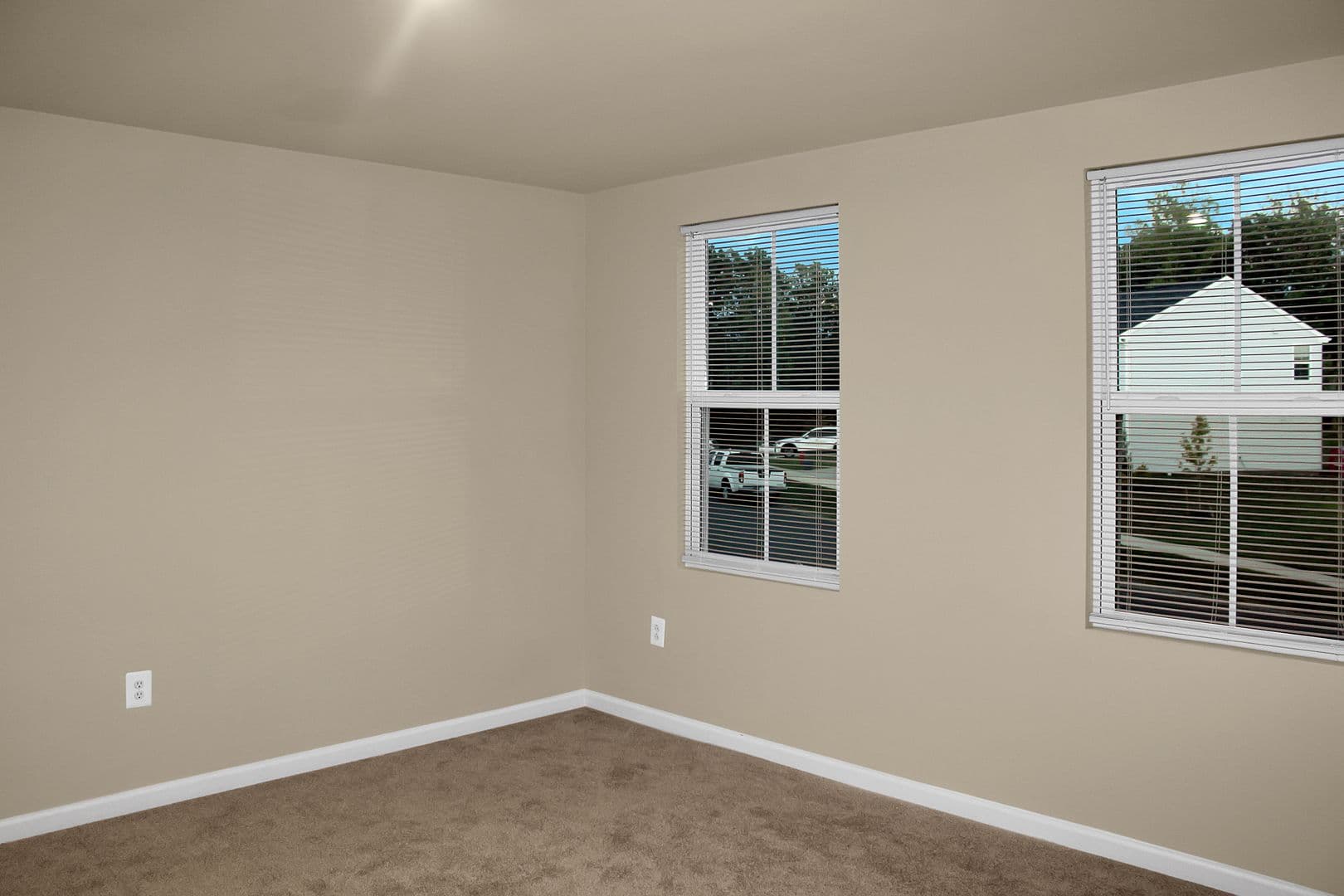 Barboursville House: 80 Glacier Ave.
