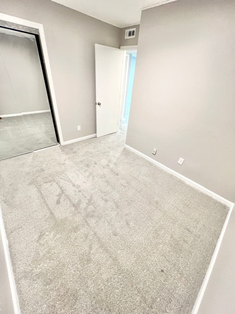 Norfolk Apartment: 5861 Poplar Hall Drive