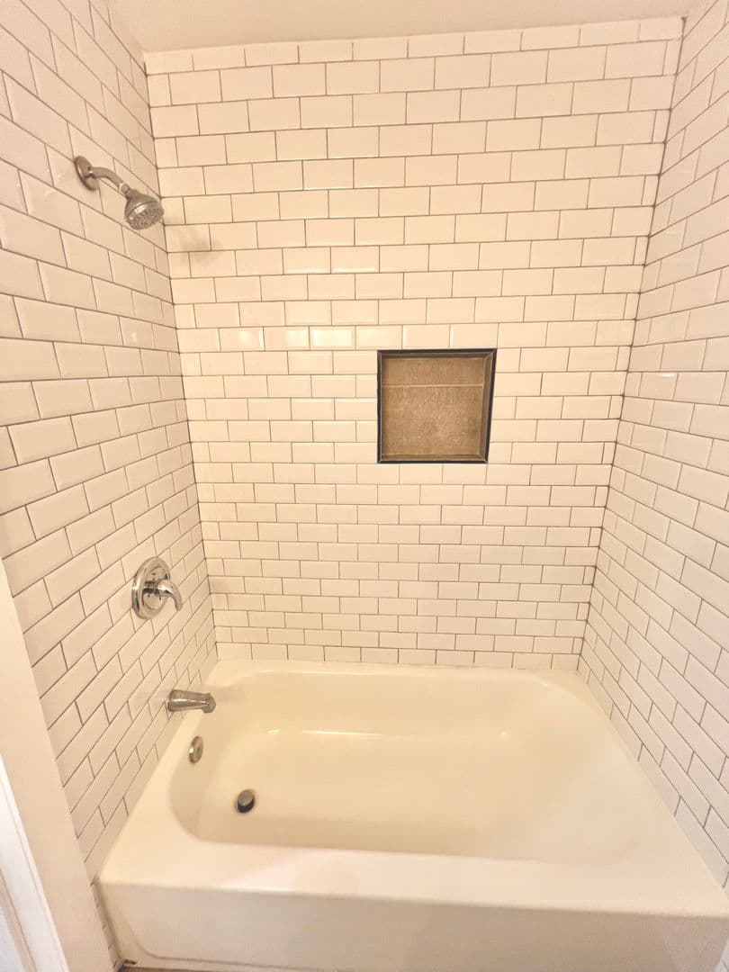 Norfolk Apartment: 5861 Poplar Hall Drive