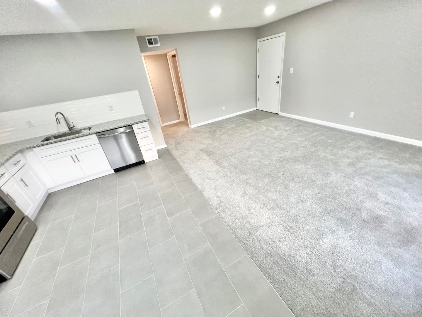 Norfolk Apartment: 5861 Poplar Hall Drive