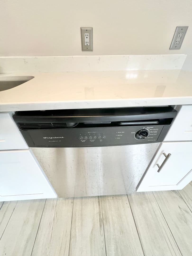 Norfolk Apartment: 5861 Poplar Hall Drive