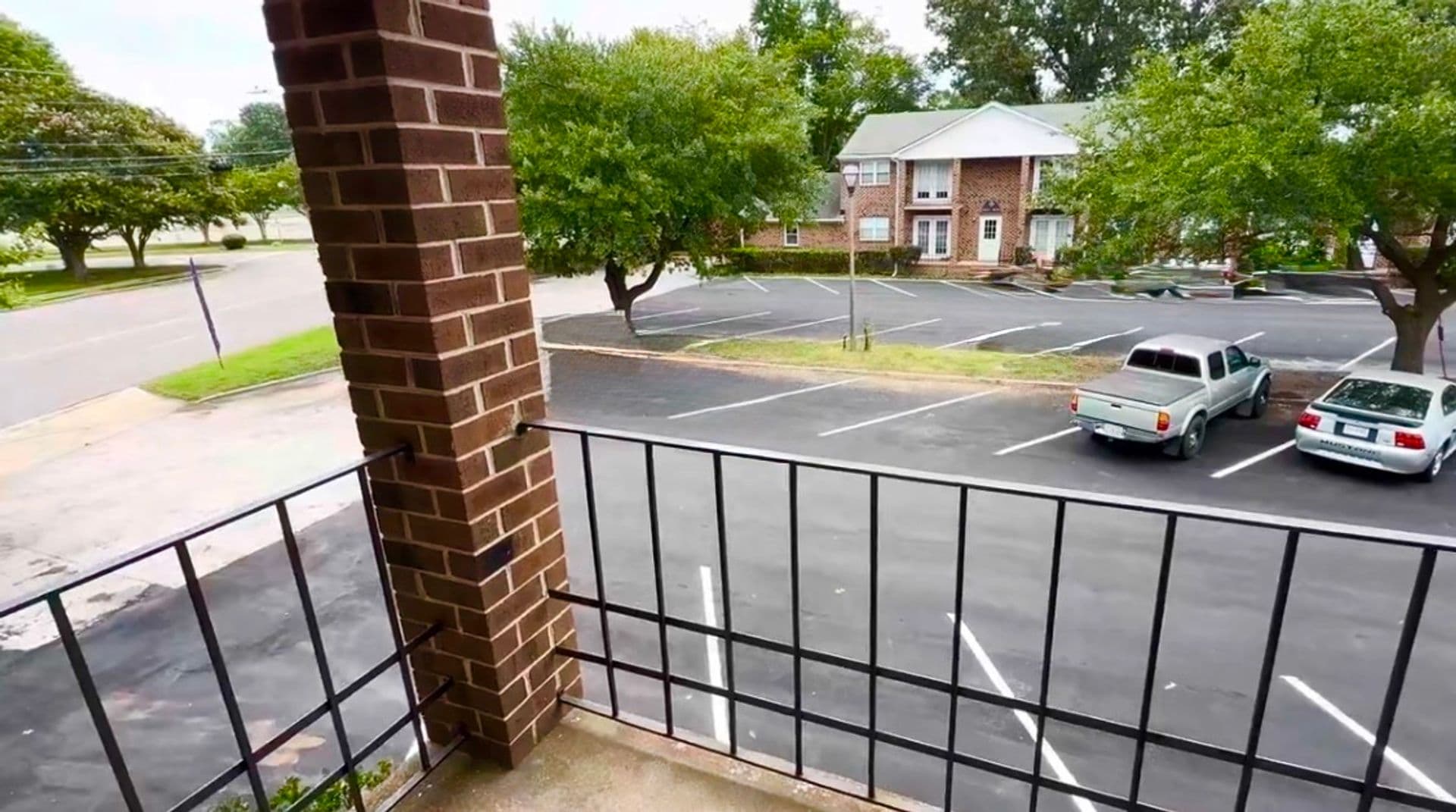 Norfolk Apartment: 5867 Poplar Hall Drive