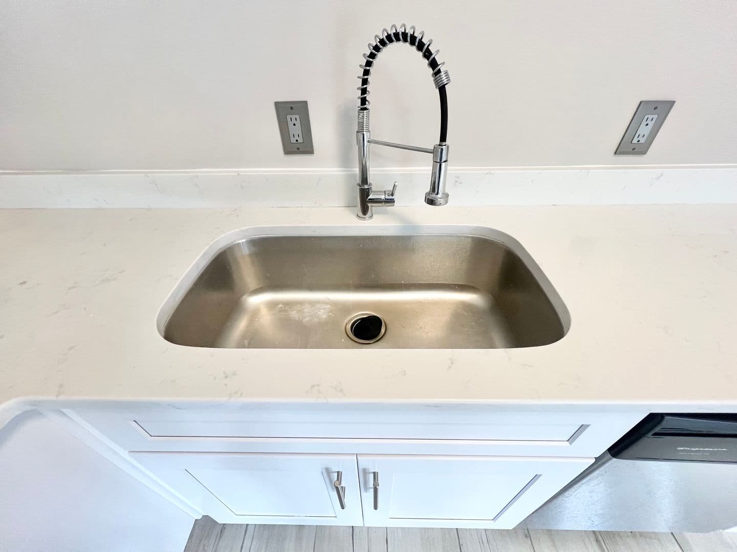 Norfolk Apartment: 5861 Poplar Hall Drive