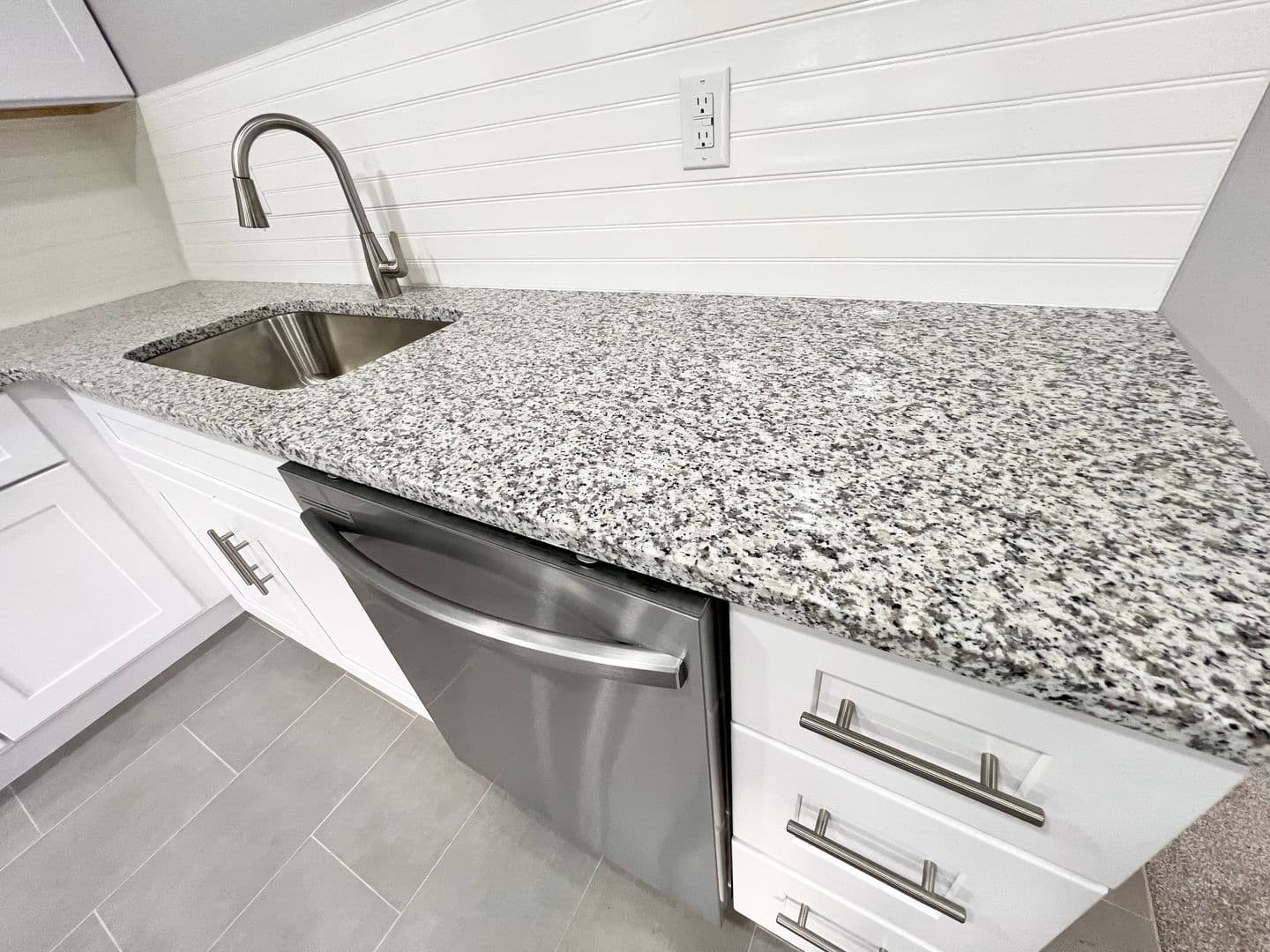 Norfolk Apartment: 5861 Poplar Hall Drive