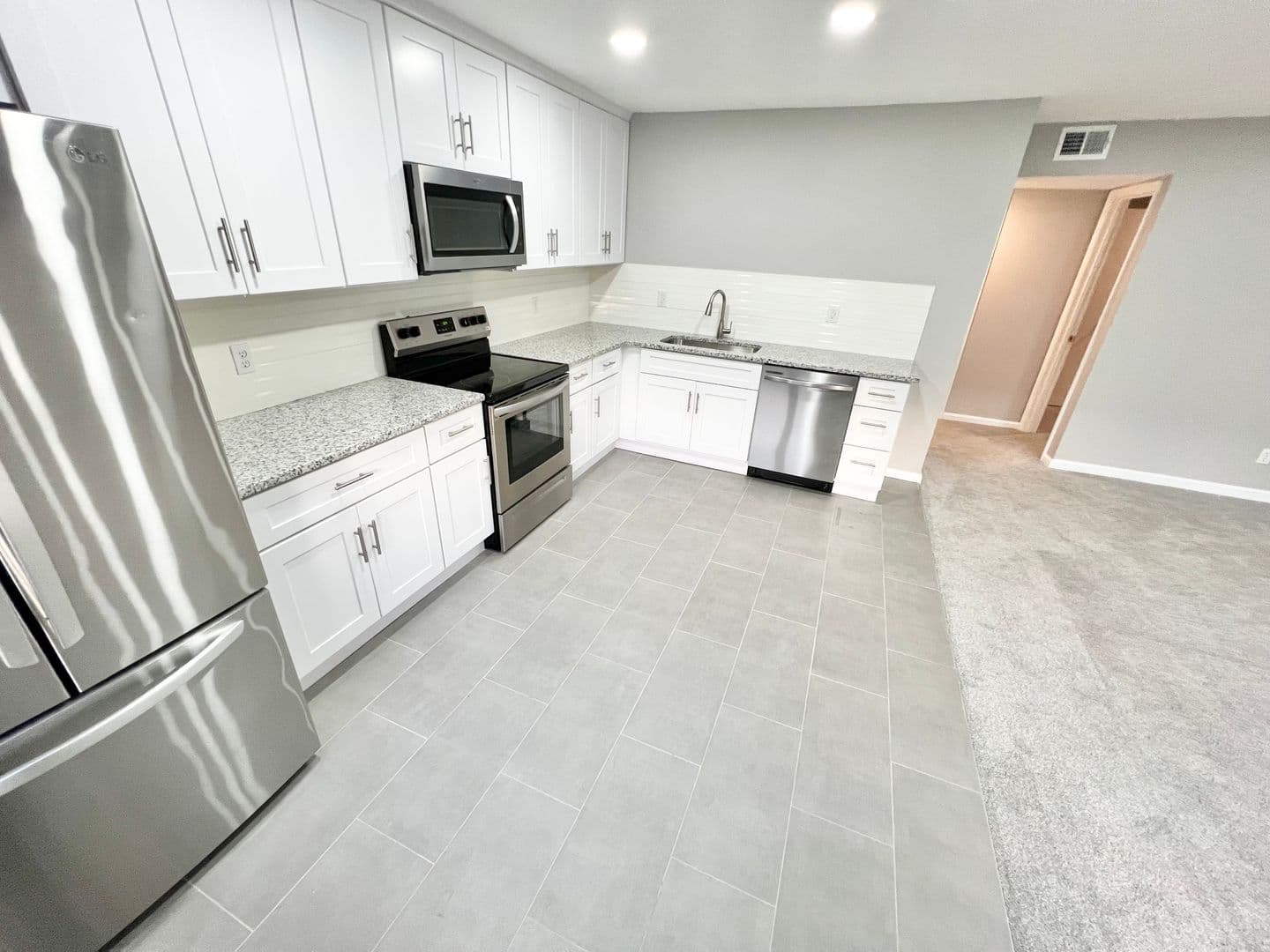 Norfolk Apartment: 5861 Poplar Hall Drive