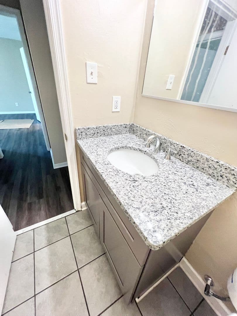 Norfolk Apartment: 2107-2111 Pretty Lake Ave