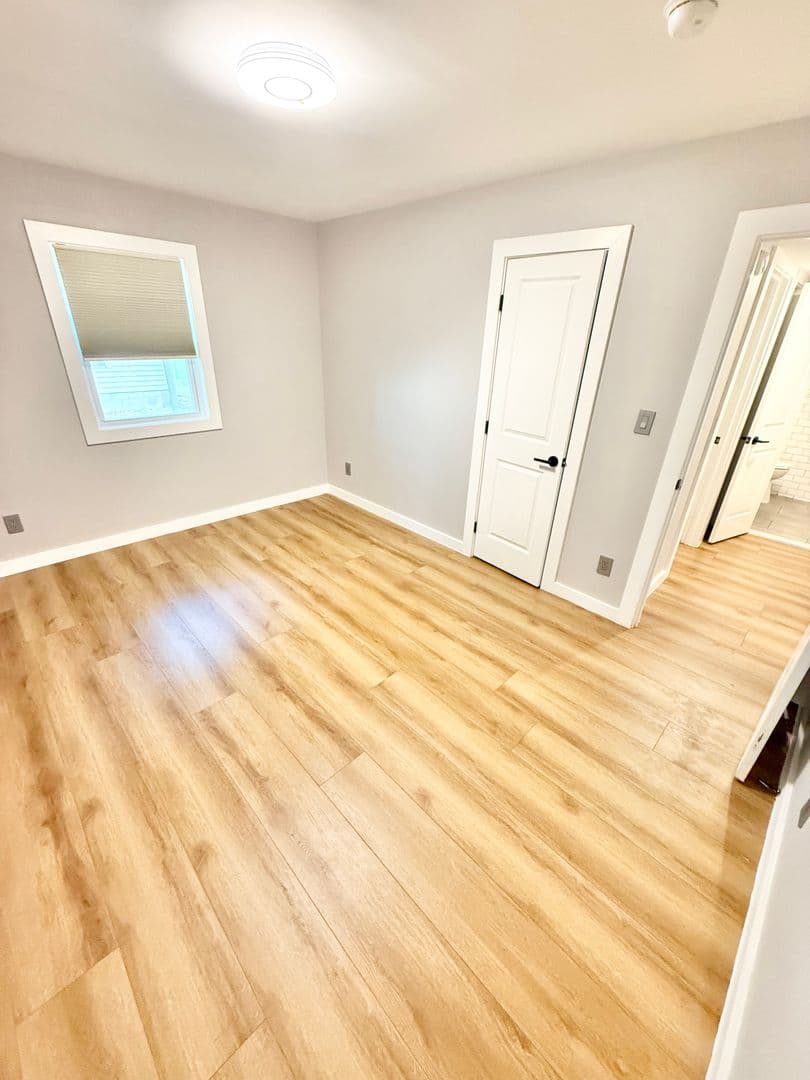 Norfolk Apartment: 5861 Poplar Hall Drive