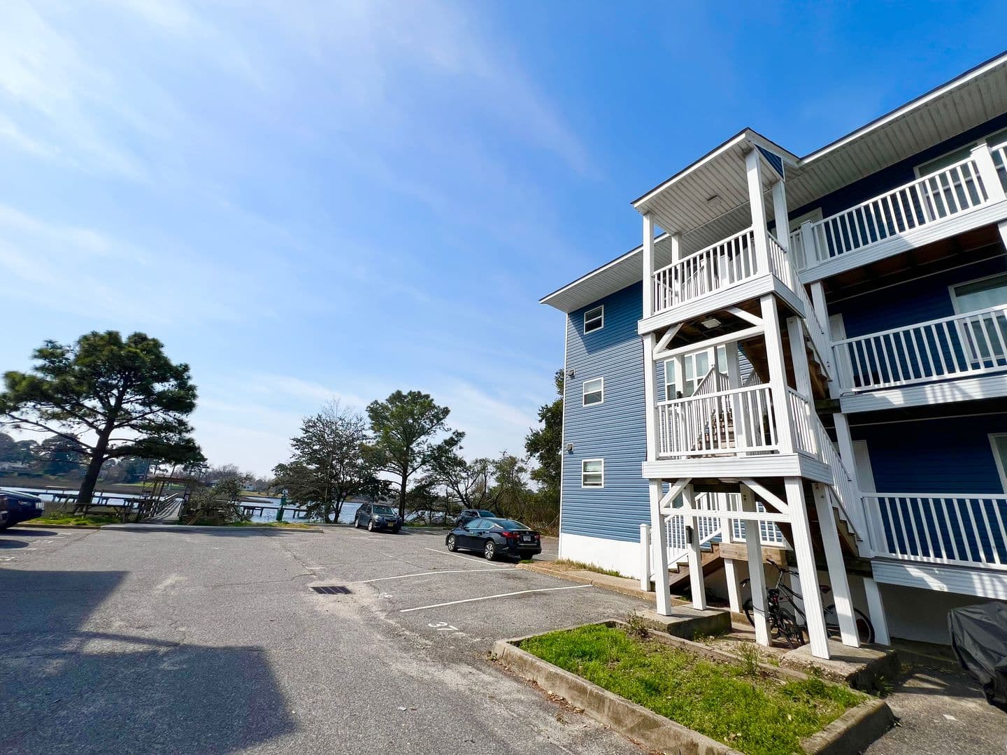 Norfolk Apartment: 2107-2111 Pretty Lake Ave
