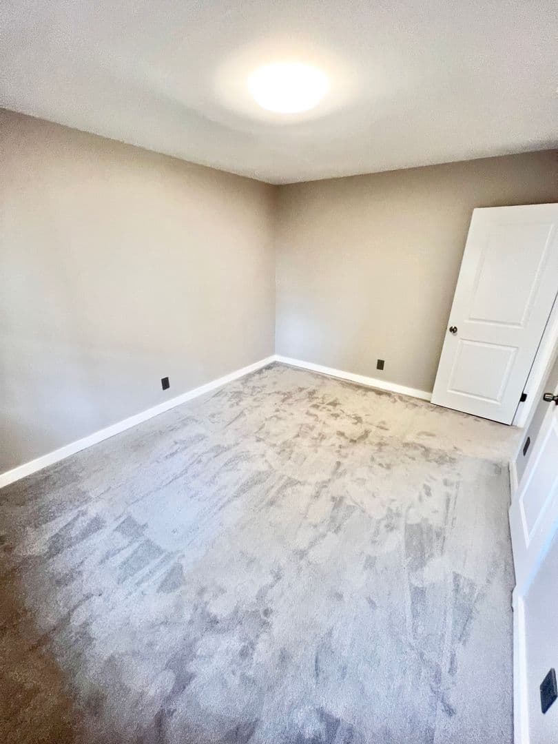 Norfolk Apartment: 5861 Poplar Hall Drive