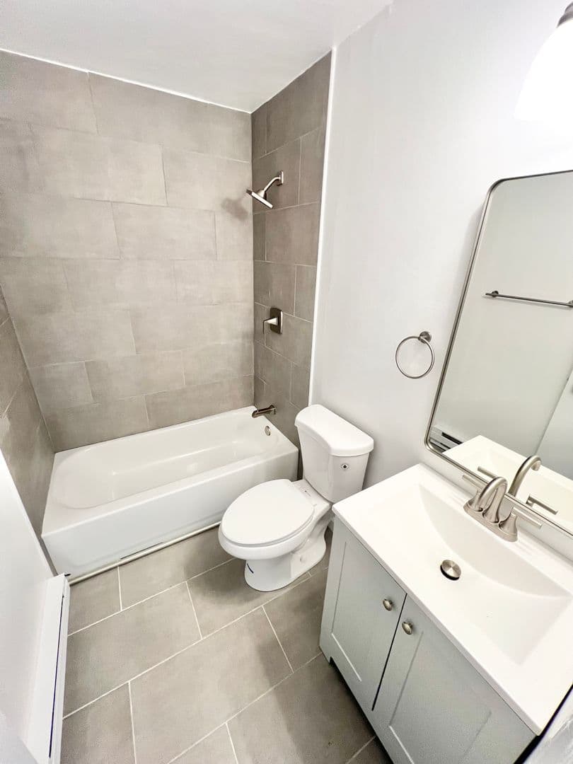 Norfolk Apartment: 5861 Poplar Hall Drive