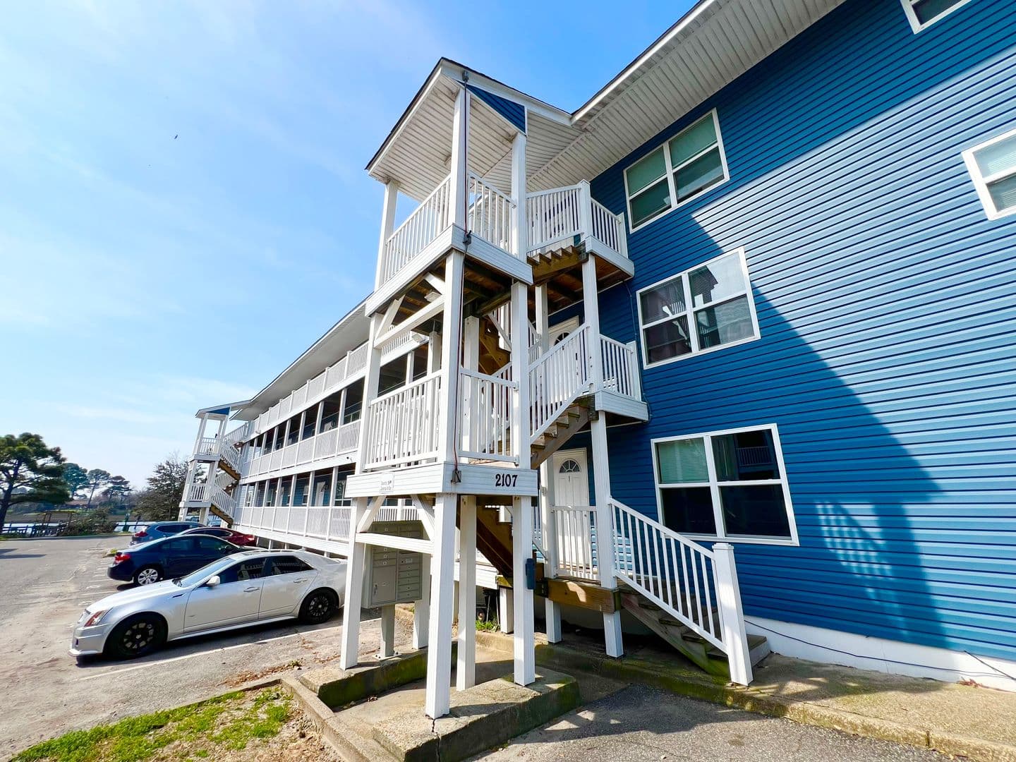 Norfolk Apartment: 2107-2111 Pretty Lake Ave