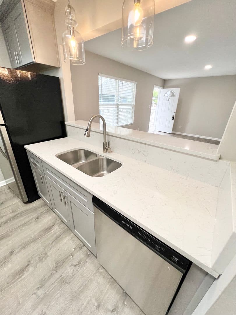 Norfolk Apartment: 2107-2111 Pretty Lake Ave