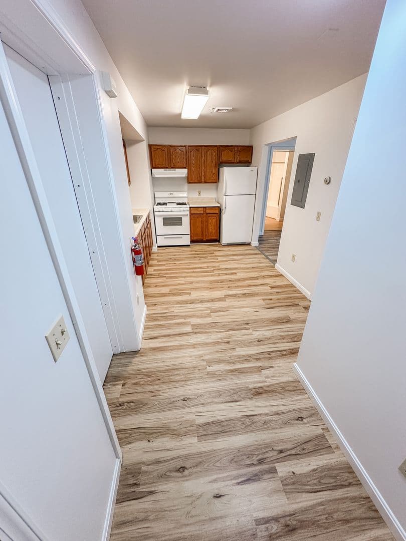Milton Apartment: 30 School Street