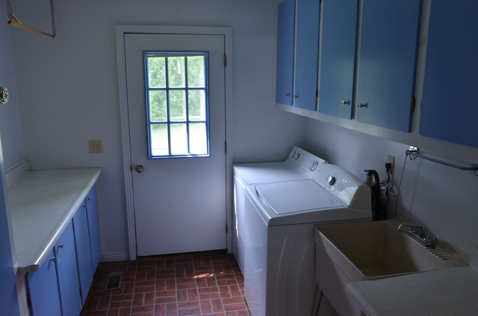 Essex Junction House: 7 Rivendell Drive