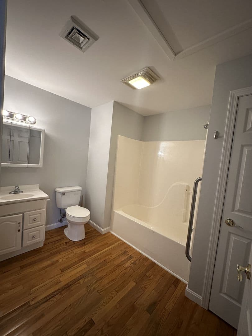 Milton Apartment: 30 School Street