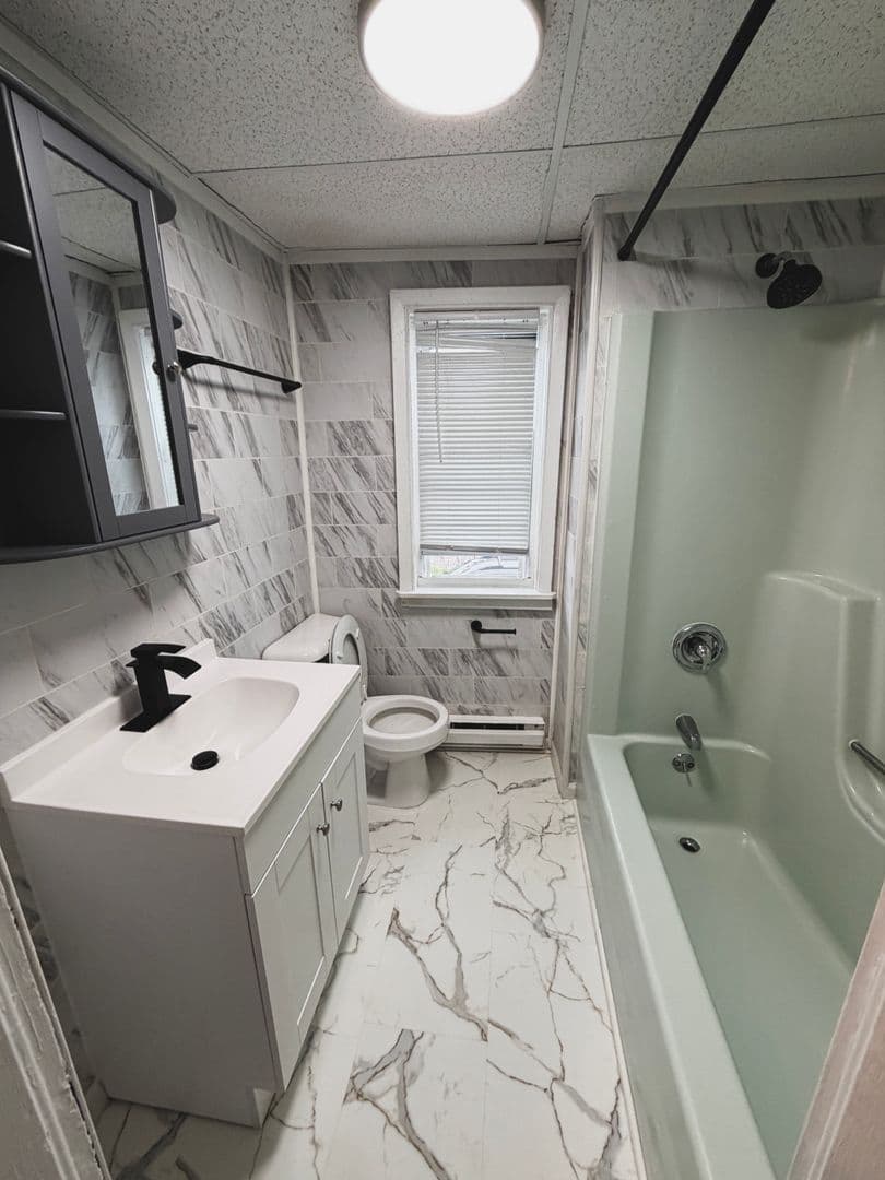 Burlington Apartment: 58-60 Intervale Avenue