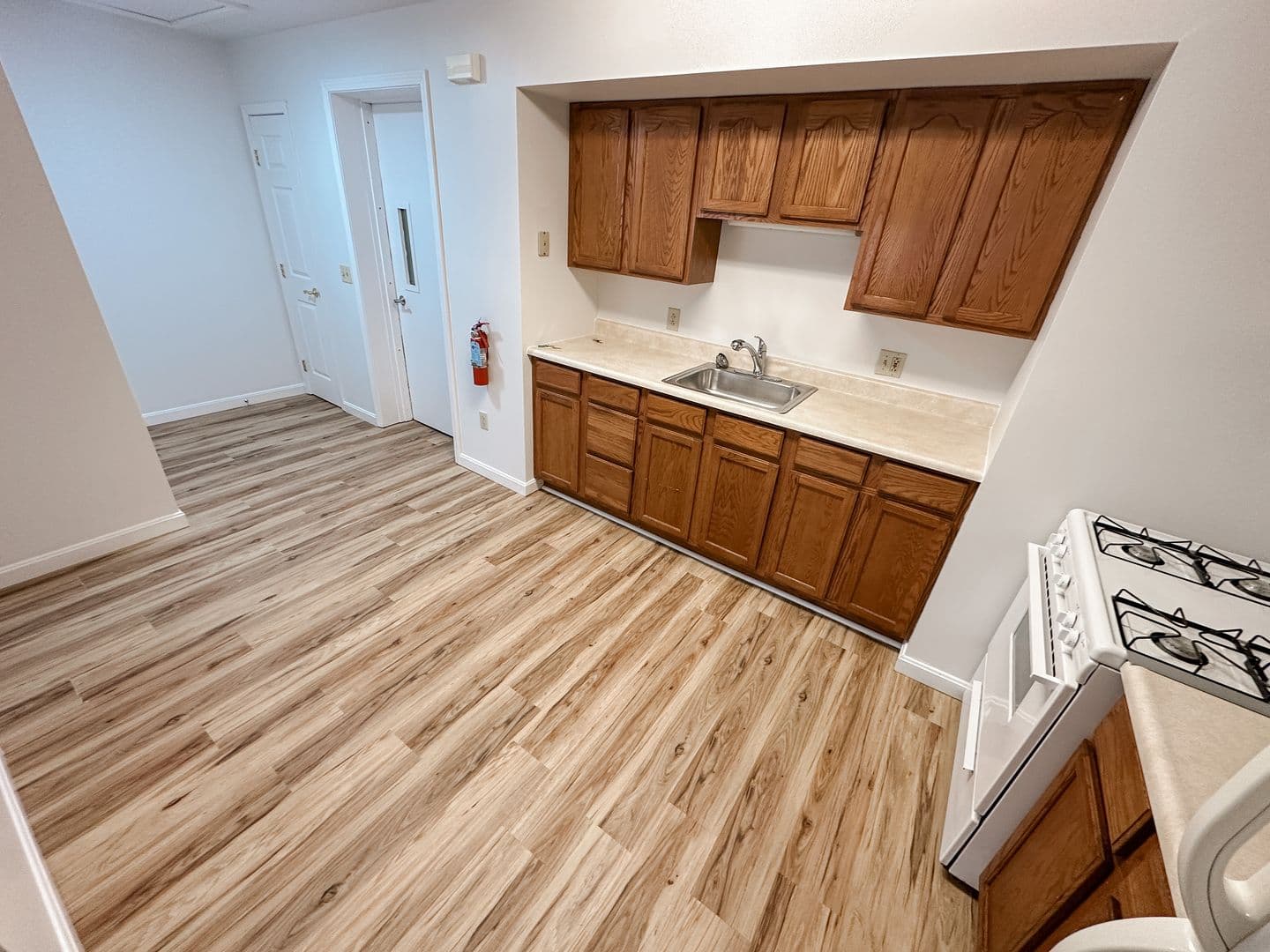 Milton Apartment: 30 School Street