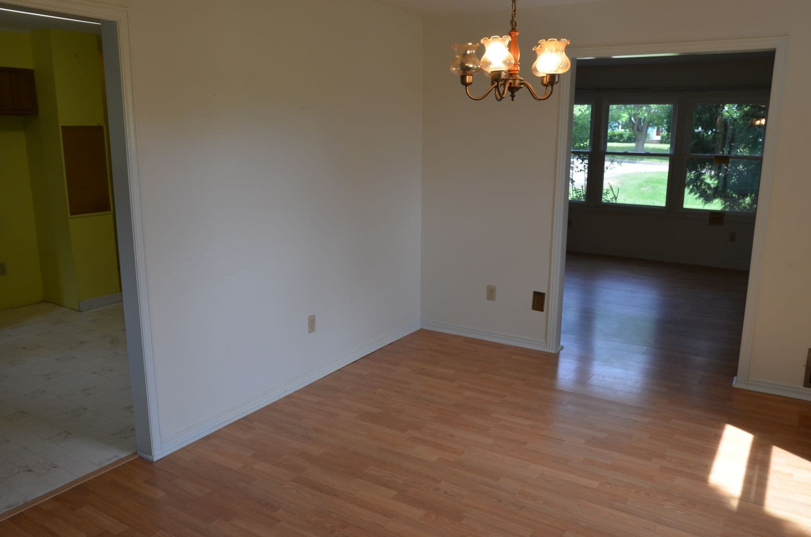 Essex Junction House: 7 Rivendell Drive