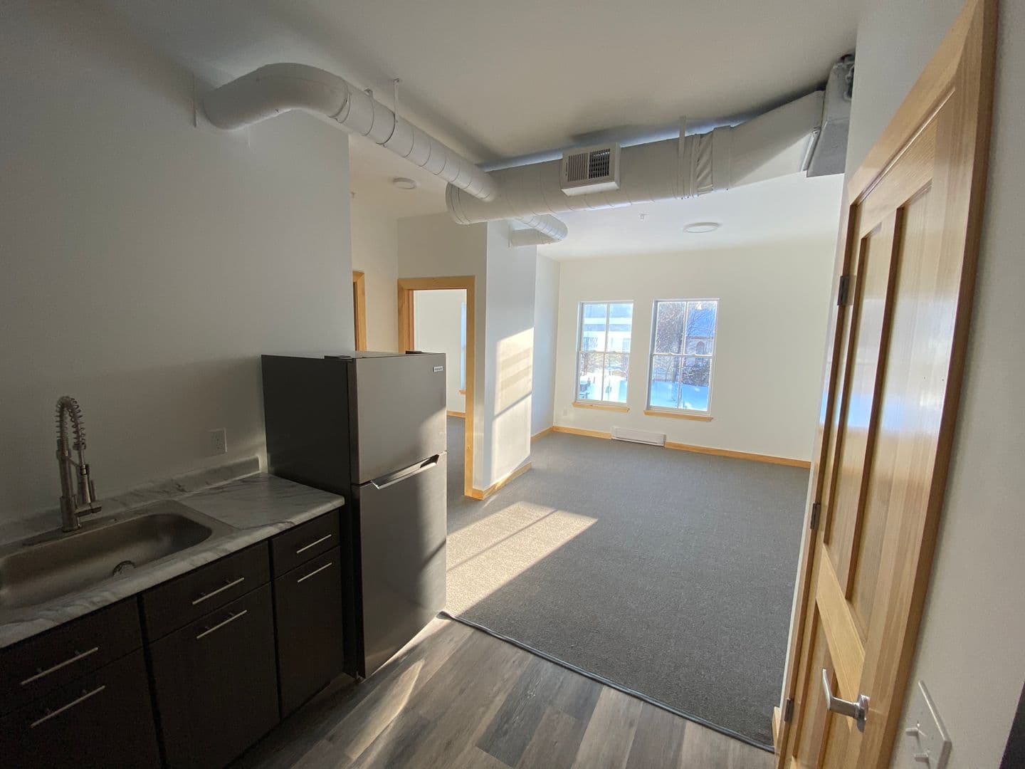 Richmond Apartment: 20 Jolina Court - Apt 304