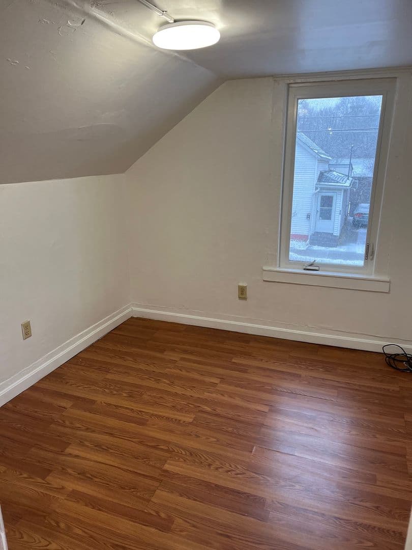 Burlington Apartment: 15-17 Peru Street