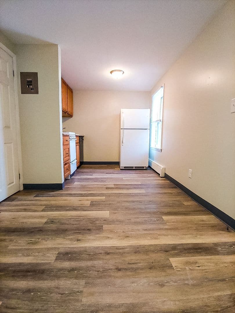 Winooski Apartment: 61 East Allen Street