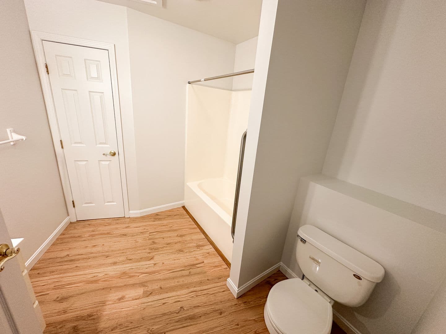 Milton Apartment: 30 School Street