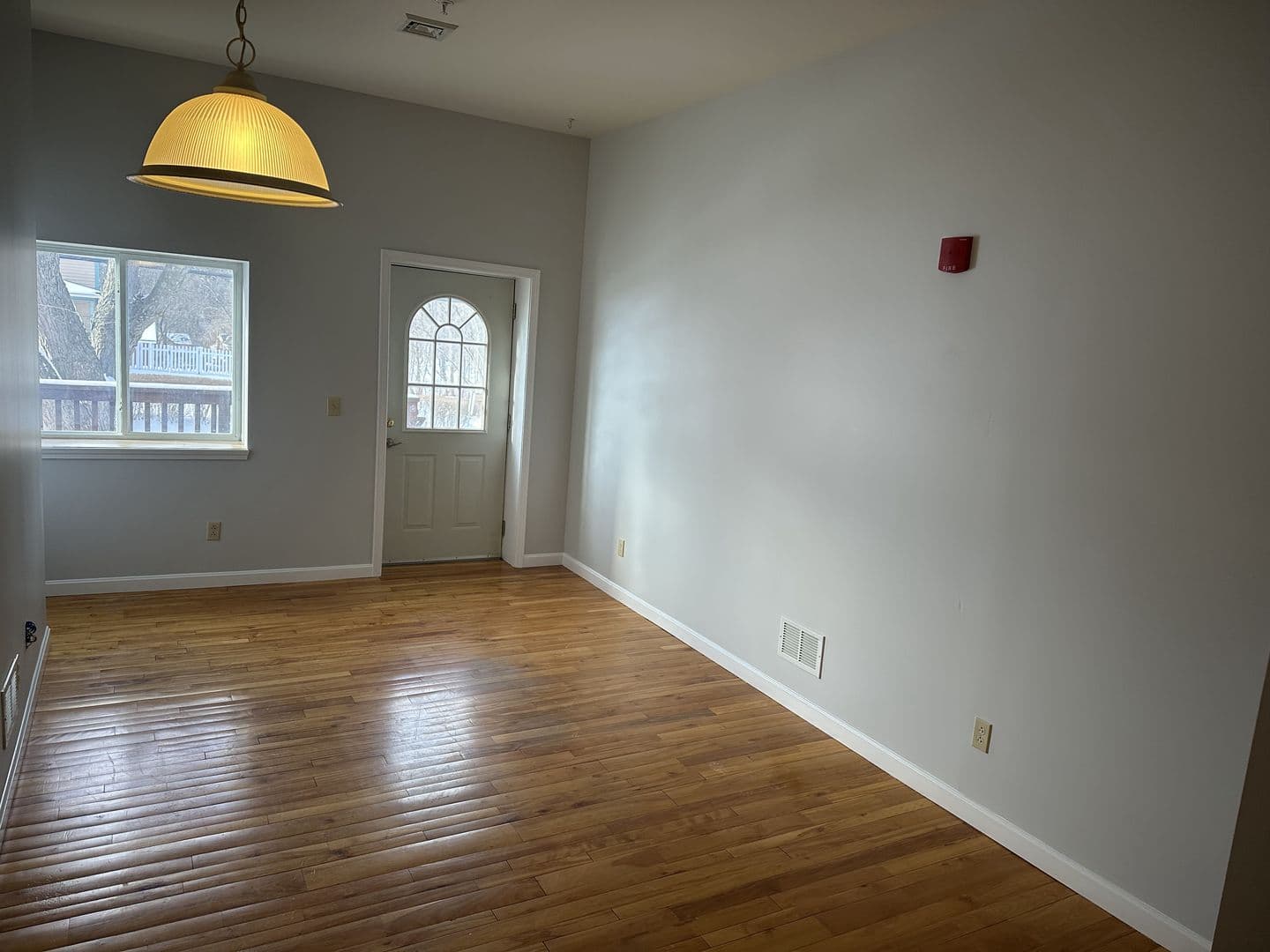 Milton Apartment: 30 School Street