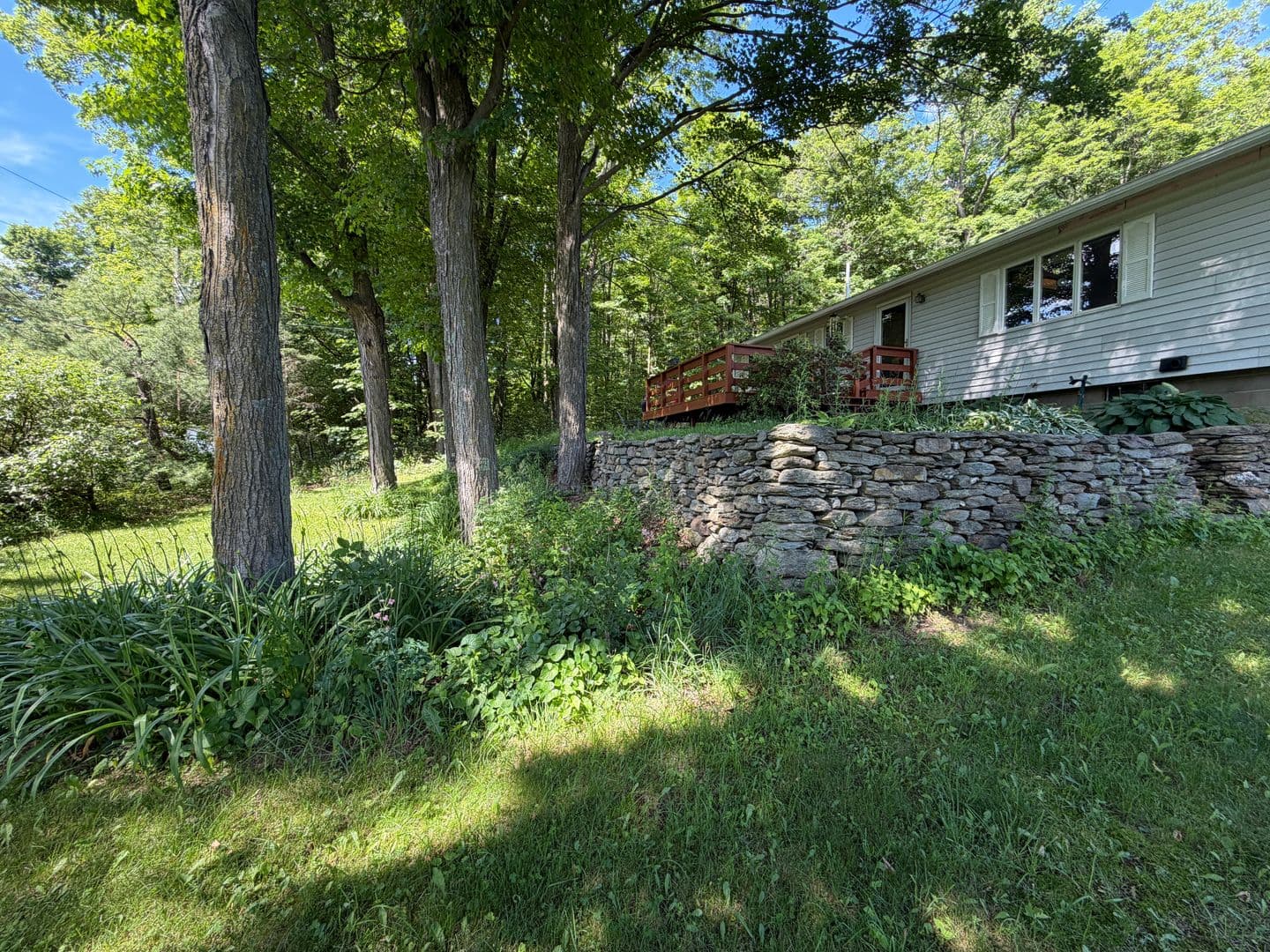 St. George House: 59 Goose Creek Road
