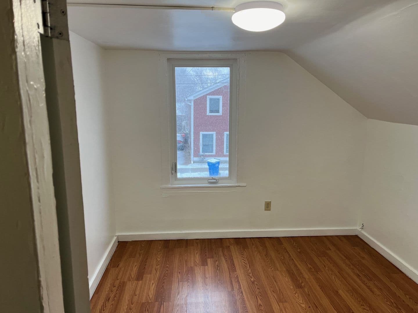 Burlington Apartment: 15-17 Peru Street