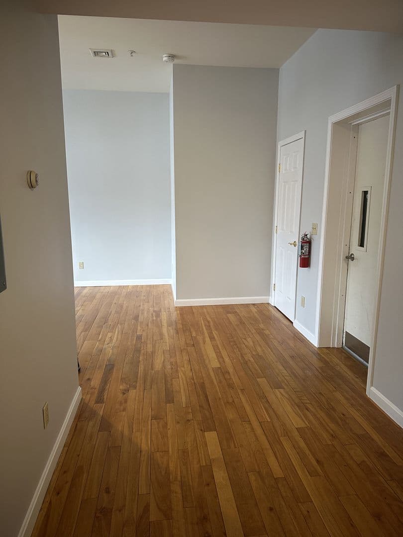 Milton Apartment: 30 School Street
