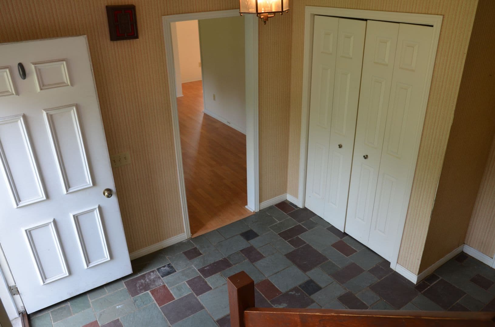 Essex Junction House: 7 Rivendell Drive