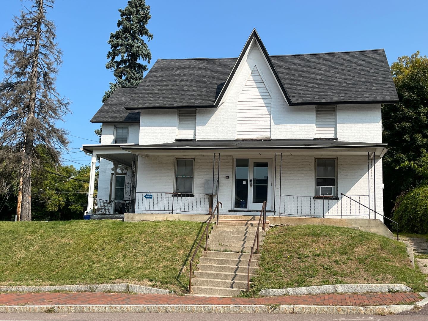 Winooski Apartment: 61 East Allen Street