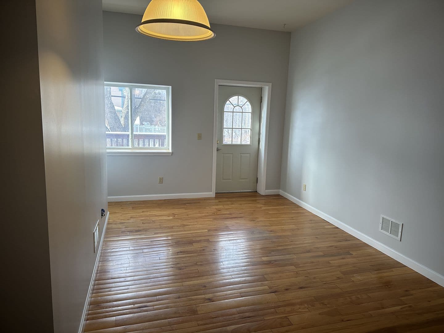 Milton Apartment: 30 School Street