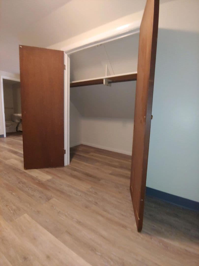 Winooski Apartment: 61 East Allen Street