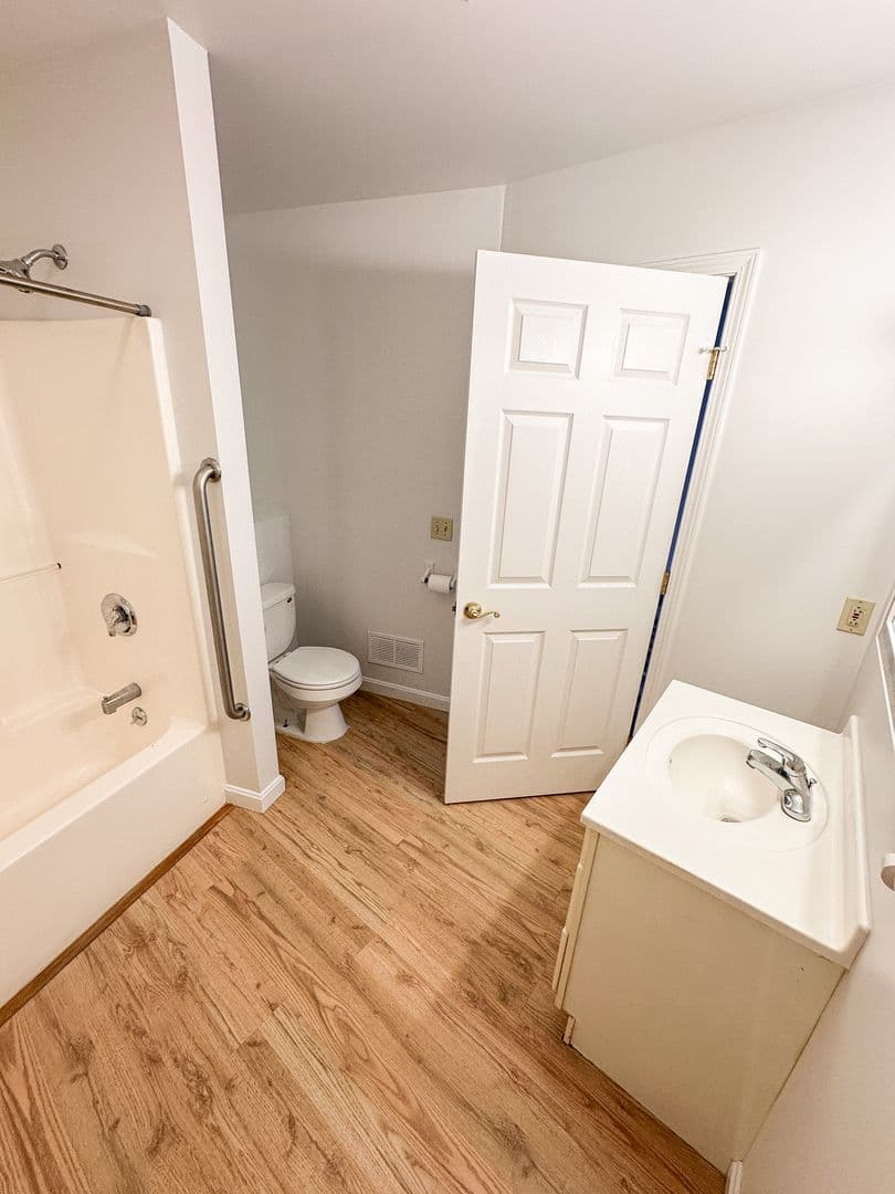 Milton Apartment: 30 School Street