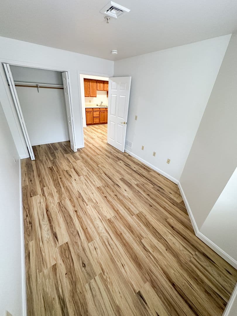 Milton Apartment: 30 School Street