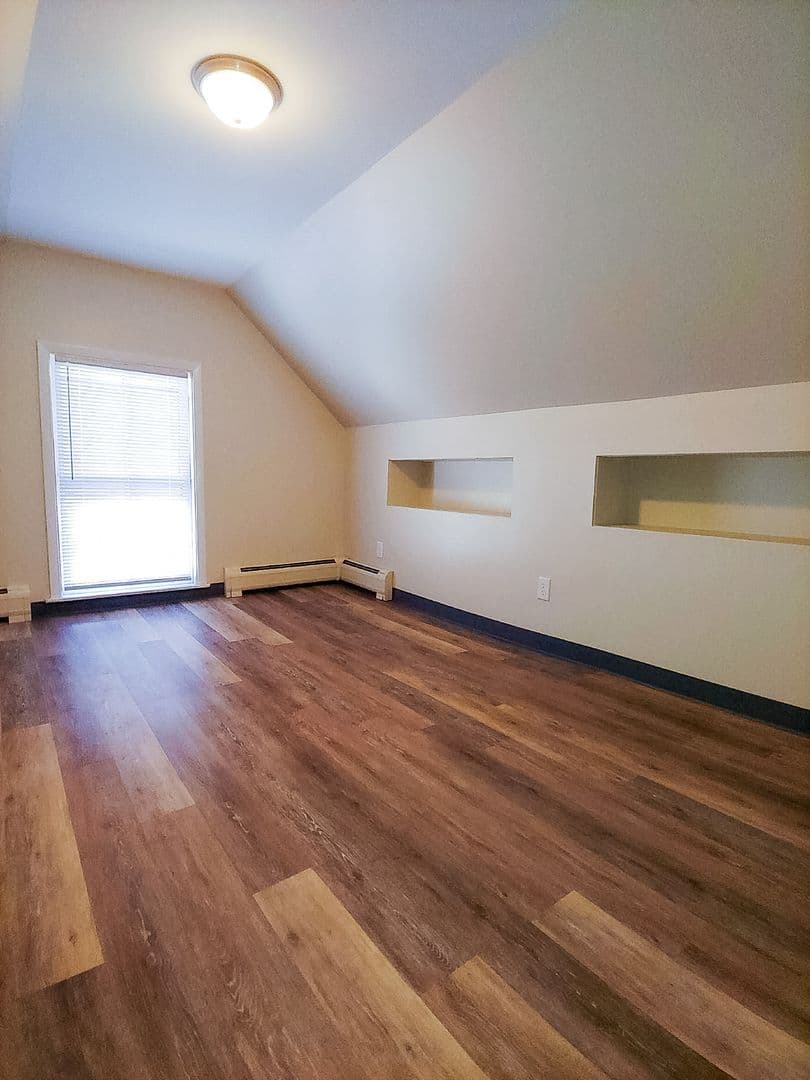 Winooski Apartment: 61 East Allen Street