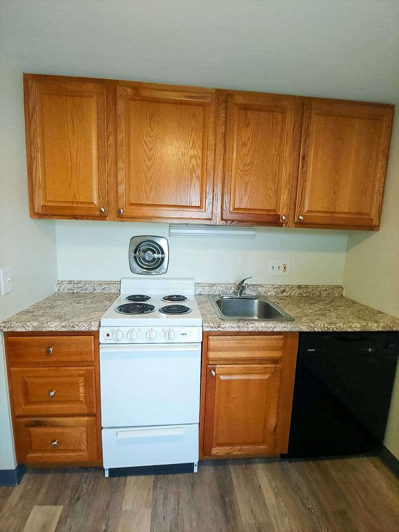 Winooski Apartment: 61 East Allen Street