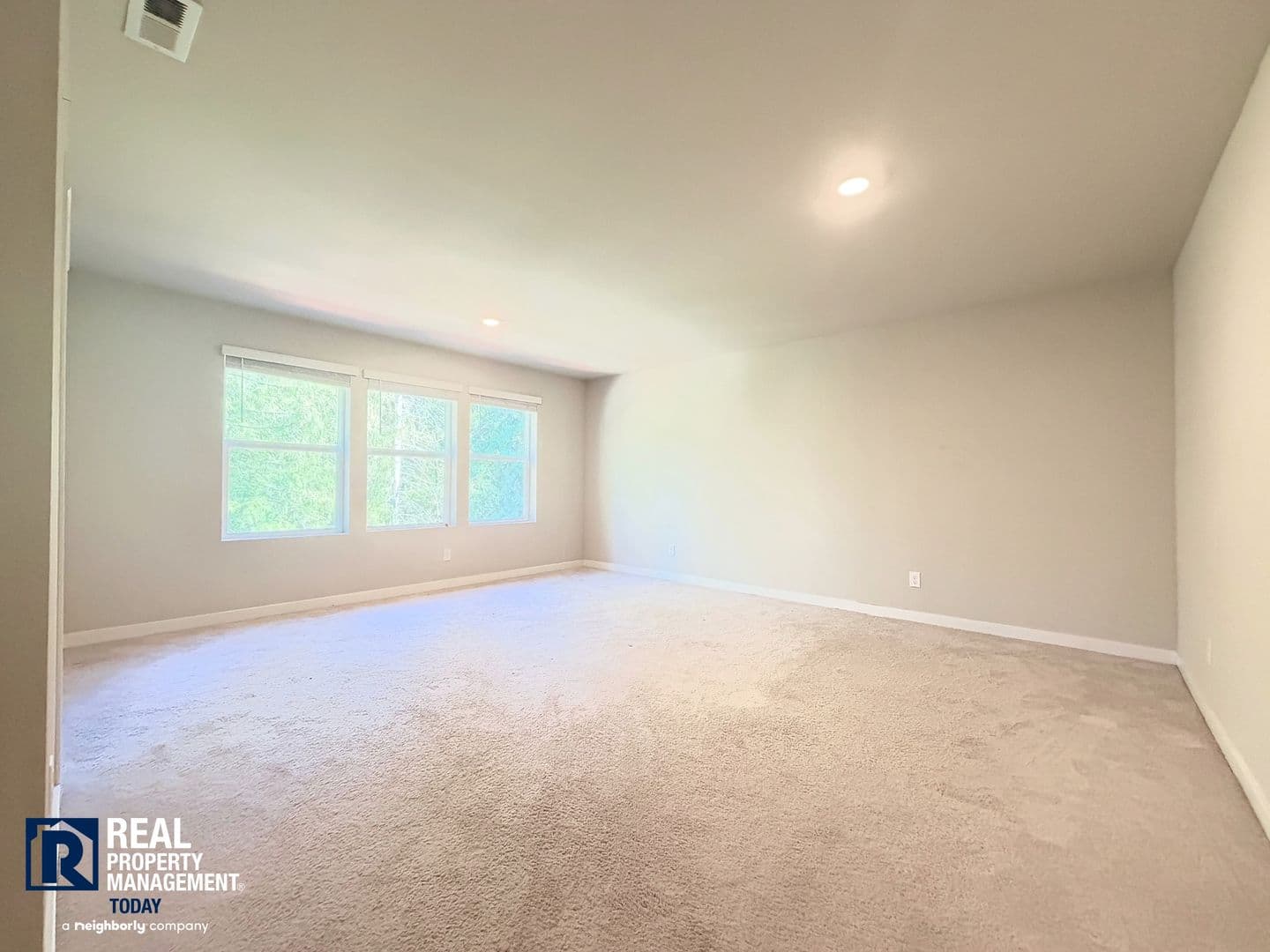 Bonney Lake House: 15415 199th Ave E,