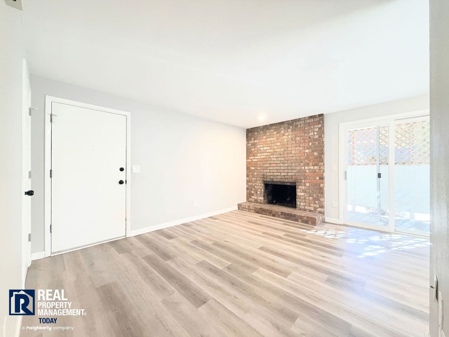 Tacoma Apartment: 6451 S Stevens St