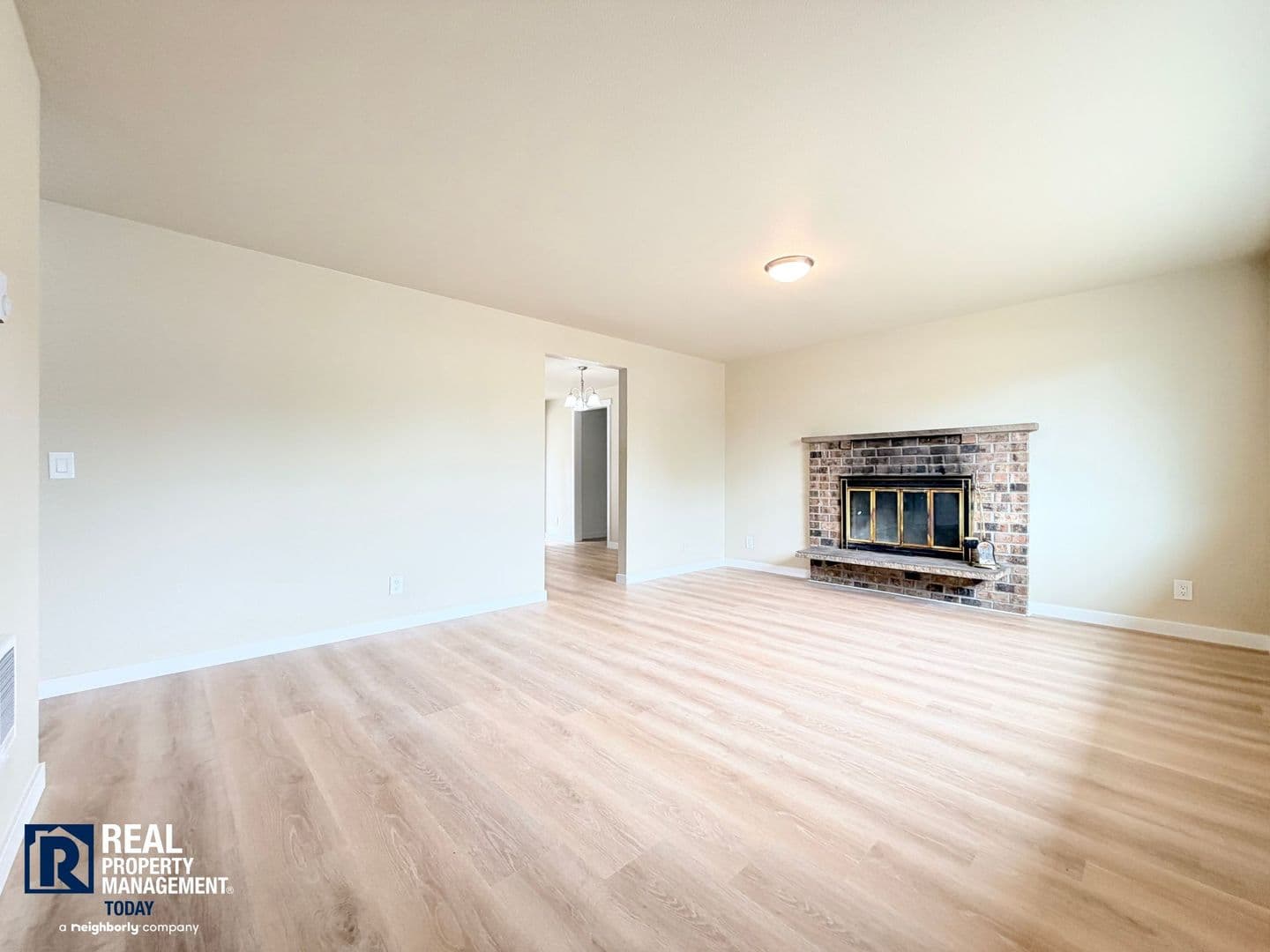 Tacoma Apartment: 11104 Ainsworth Ave S